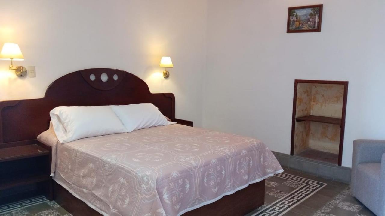 Hotel Marmoy Cholula Eksteriør billede
